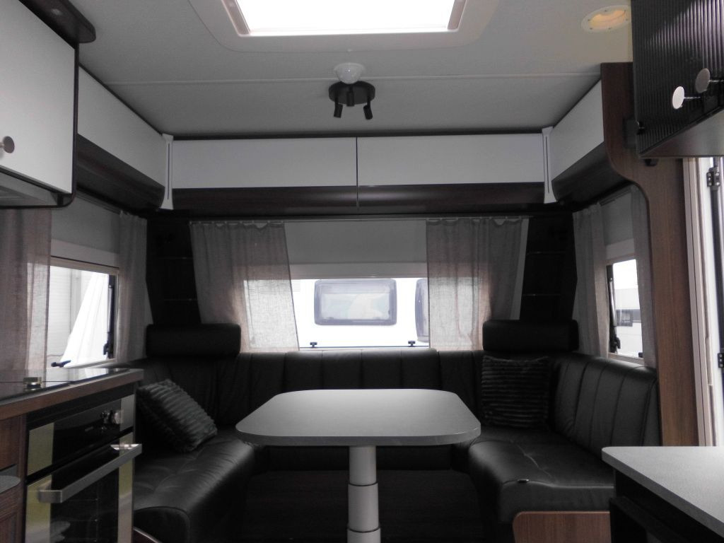 Polar Blackline 590 BFW -15% *TOP-ANGEBOT* LEDER ALDE - Husvagn: bild 5 Polar Blackline 590 BFW -15% *TOP-ANGEBOT* LEDER ALDE - Husvagn: bild 5