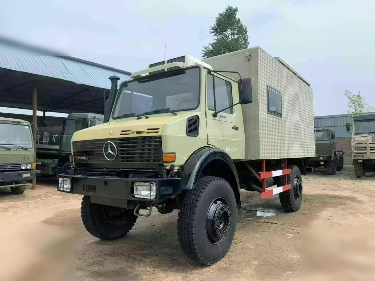 1995 MERCEDES-BENZ UNIMOG 2150 - Chassi lastbil: bild 1 1995 MERCEDES-BENZ UNIMOG 2150 - Chassi lastbil: bild 1