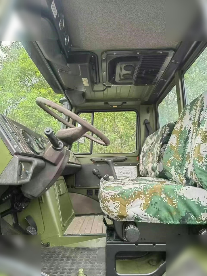 1995 MERCEDES-BENZ UNIMOG 2150 - Chassi lastbil: bild 3 1995 MERCEDES-BENZ UNIMOG 2150 - Chassi lastbil: bild 3