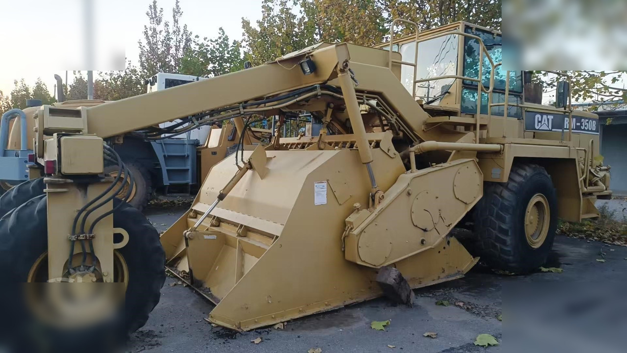 1998 CATERPILLAR RM-350B - Markstabiliserar: bild 2 1998 CATERPILLAR RM-350B - Markstabiliserar: bild 2