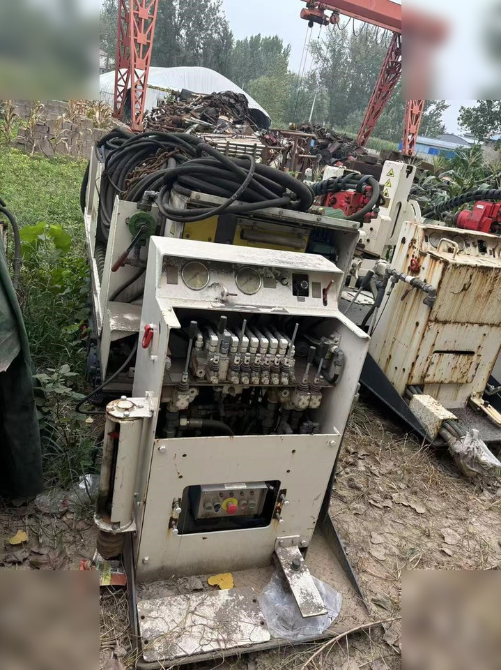 2012 DH MINING DHDL5 - Styrbara borrmaskin: bild 3 2012 DH MINING DHDL5 - Styrbara borrmaskin: bild 3