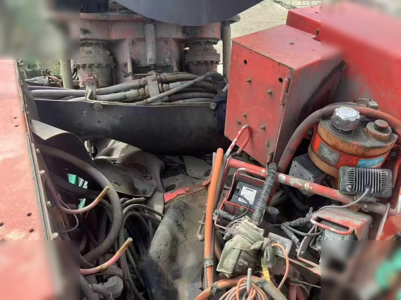 2012 SANDVIK DL311 - Styrbara borrmaskin: bild 5 2012 SANDVIK DL311 - Styrbara borrmaskin: bild 5