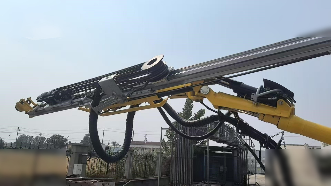 2014 ATLAS COPCO BOOMER 281 - Styrbara borrmaskin: bild 5 2014 ATLAS COPCO BOOMER 281 - Styrbara borrmaskin: bild 5