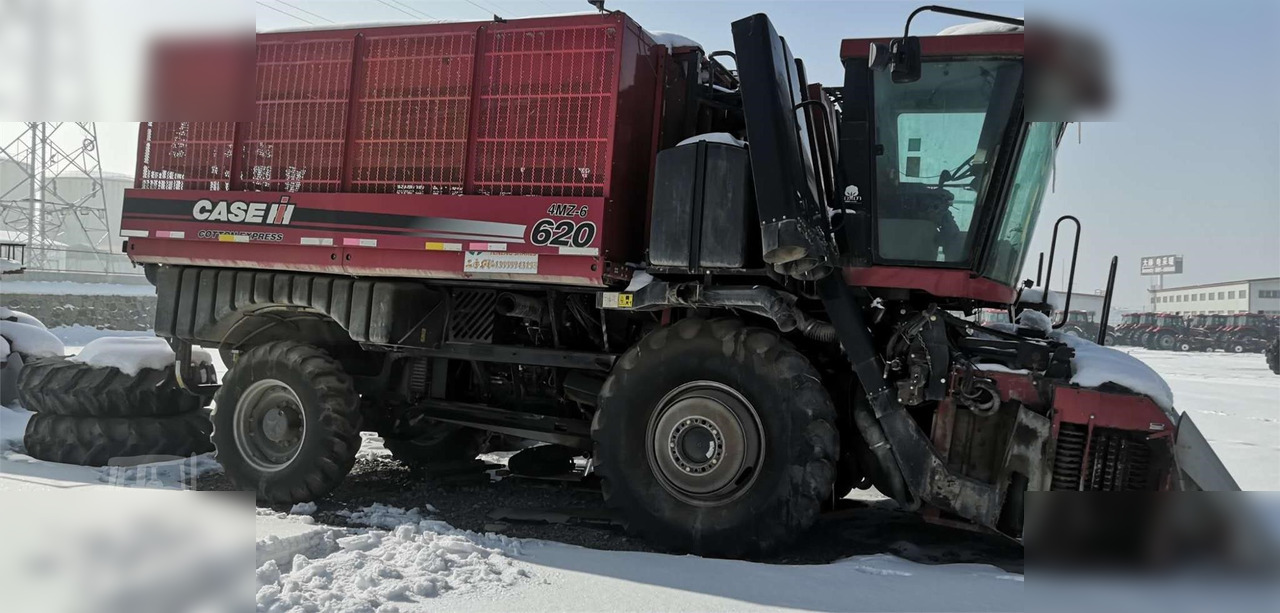 2015 CASE IH 620 - Skördemaskin: bild 1 2015 CASE IH 620 - Skördemaskin: bild 1