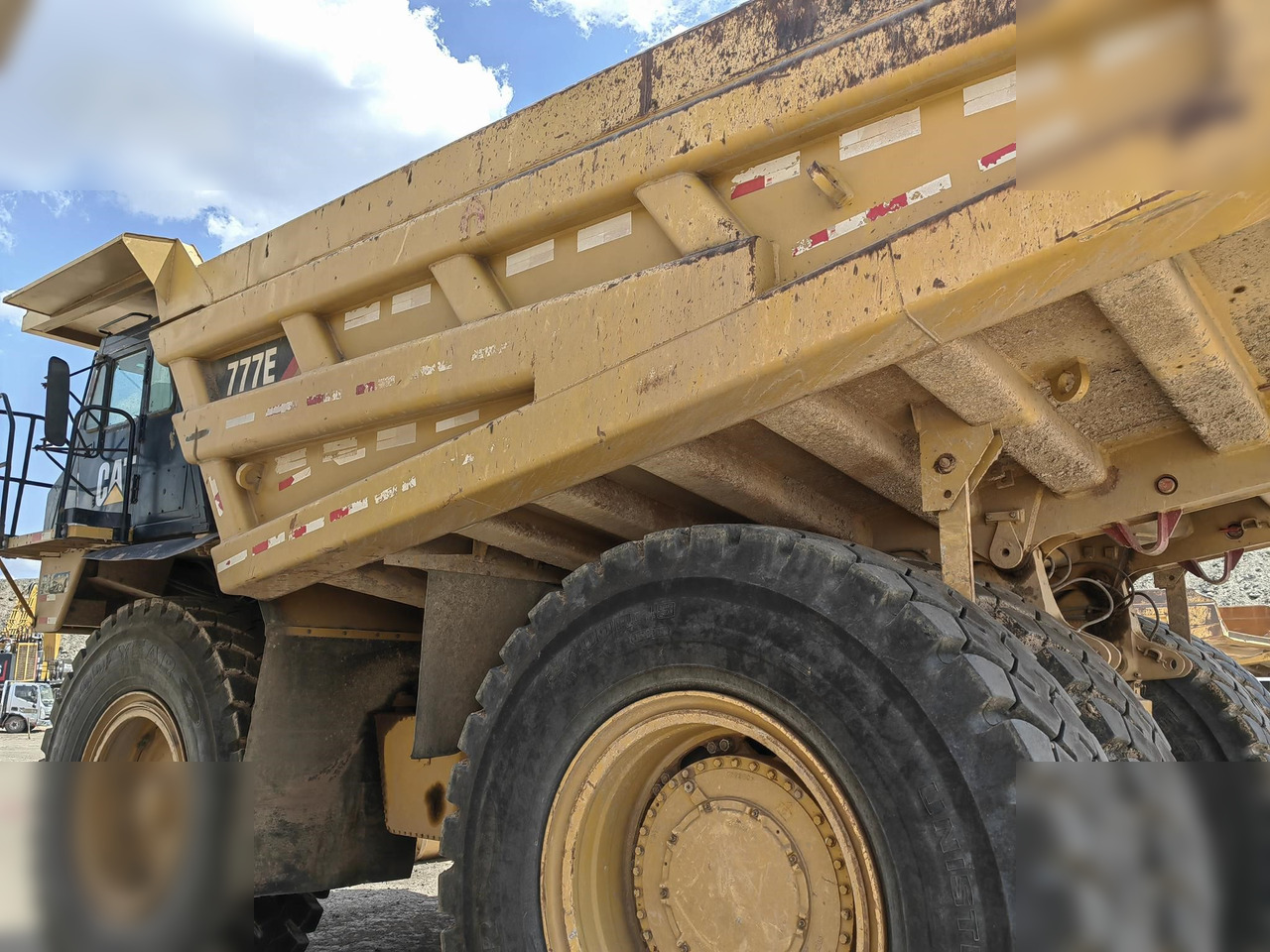 2018 CATERPILLAR 777E - Terränggående truck: bild 2 2018 CATERPILLAR 777E - Terränggående truck: bild 2