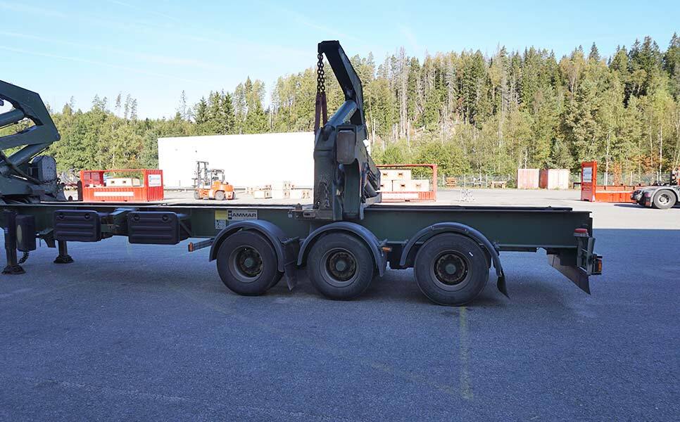 Hammar 195 S, Sideloader, 33 tonnes SWL (20'-40') - Containerbil/ Växelflak semitrailer: bild 5 Hammar 195 S, Sideloader, 33 tonnes SWL (20'-40') - Containerbil/ Växelflak semitrailer: bild 5