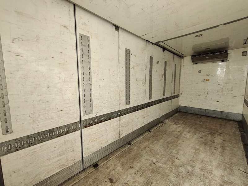 BussBygg COOLER BOX FOR VOLVO TRUCK CARRIER SUPRA 850 NORDIC 6700HOURS!!! - Växelflak - kylbil: bild 3 BussBygg COOLER BOX FOR VOLVO TRUCK CARRIER SUPRA 850 NORDIC 6700HOURS!!! - Växelflak - kylbil: bild 3