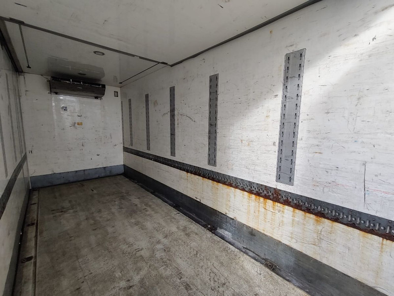 BussBygg COOLER BOX FOR VOLVO TRUCK CARRIER SUPRA 850 NORDIC 6700HOURS!!! - Växelflak - kylbil: bild 5 BussBygg COOLER BOX FOR VOLVO TRUCK CARRIER SUPRA 850 NORDIC 6700HOURS!!! - Växelflak - kylbil: bild 5