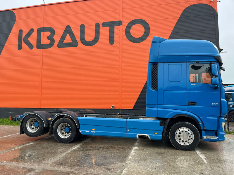 DAF XF 530 6x2 PTO / CHASSIS L=6074 mm - Chassi lastbil: bild 4 DAF XF 530 6x2 PTO / CHASSIS L=6074 mm - Chassi lastbil: bild 4