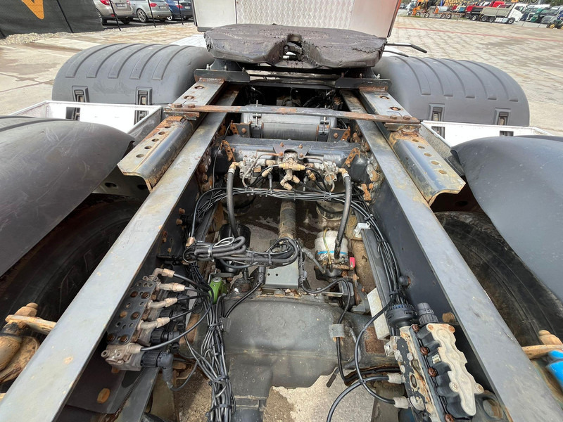 Dragbil Scania R 730 6x4 HYDRAULICS / RETARDER: bild 12