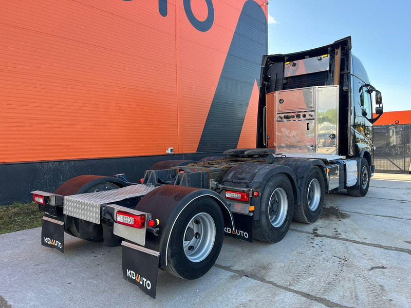 Volvo FH 16 750 8x4 GCW 90 ton / DOLLY / RETARDER - Dragbil: bild 5 Volvo FH 16 750 8x4 GCW 90 ton / DOLLY / RETARDER - Dragbil: bild 5
