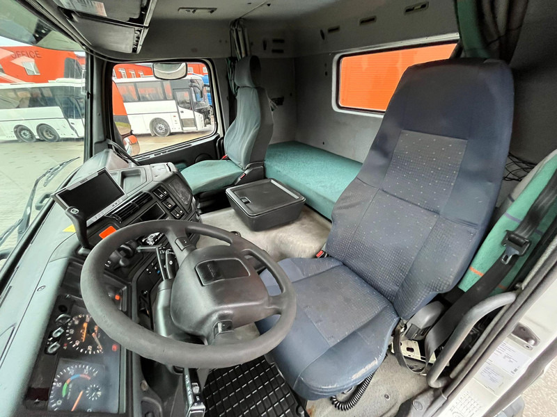 Dragbil Volvo FM 420 6x2: bild 18 Dragbil Volvo FM 420 6x2: bild 18