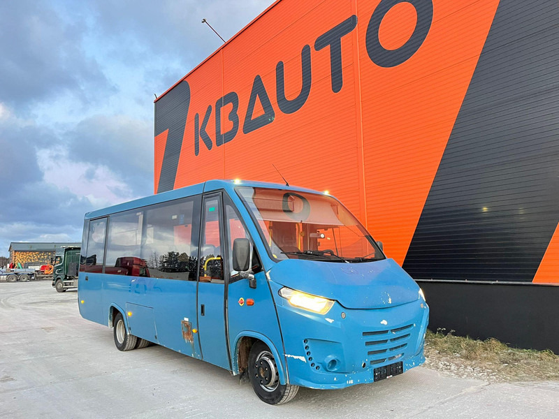 Iveco Kapena Thesi 5 PCS AVAILABLE /EURO 6 / 27 SEATS+5 STANDING / AC / AUXILIARY HEATING - Minibuss, Persontransport: bild 1 Iveco Kapena Thesi 5 PCS AVAILABLE /EURO 6 / 27 SEATS+5 STANDING / AC / AUXILIARY HEATING - Minibuss, Persontransport: bild 1