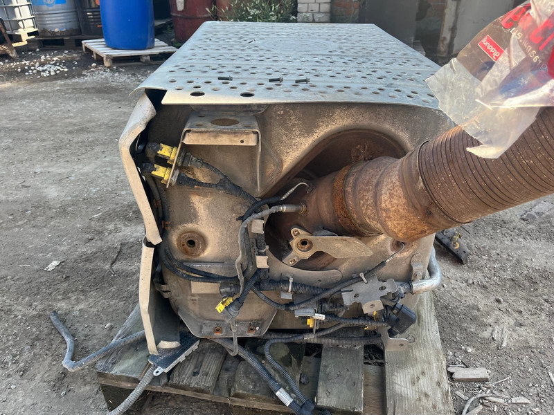 Mercedes-Benz ACTROS MP4 KATALYSATOR A0054900712 - Katalytisk omvandlare för Lastbil: bild 4 Mercedes-Benz ACTROS MP4 KATALYSATOR A0054900712 - Katalytisk omvandlare för Lastbil: bild 4