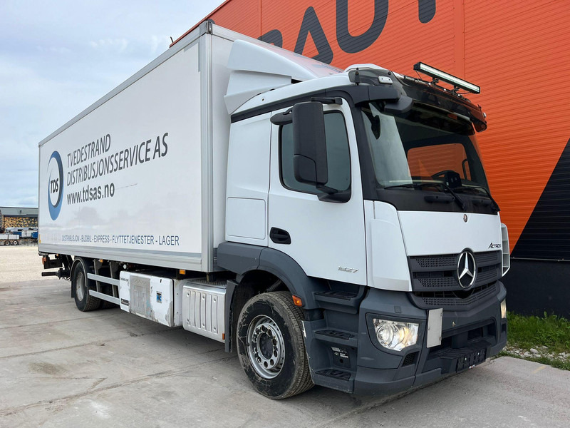 Mercedes-Benz Actros 1827 4x2 TK UT SPECTRUM / BOX L=8429 mm - Kylbil lastbil: bild 3 Mercedes-Benz Actros 1827 4x2 TK UT SPECTRUM / BOX L=8429 mm - Kylbil lastbil: bild 3