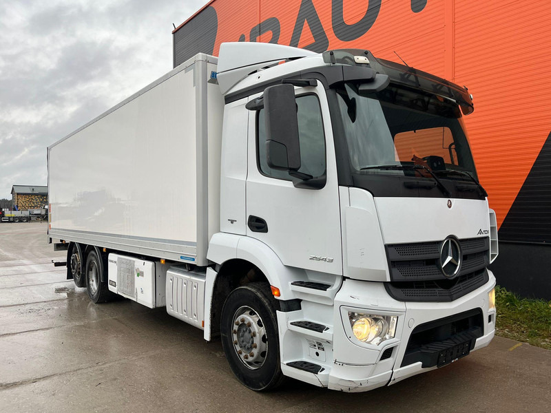 Mercedes-Benz Antos 2543 6x2*4 THERMOKING UT 800 / BOX L=7604 - Kylbil lastbil: bild 3 Mercedes-Benz Antos 2543 6x2*4 THERMOKING UT 800 / BOX L=7604 - Kylbil lastbil: bild 3