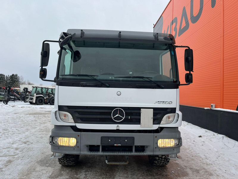 Mercedes-Benz Atego 1018 4x4 Hiab 077 - B3 HiDUO - Flakbil, Kranbil: bild 3 Mercedes-Benz Atego 1018 4x4 Hiab 077 - B3 HiDUO - Flakbil, Kranbil: bild 3