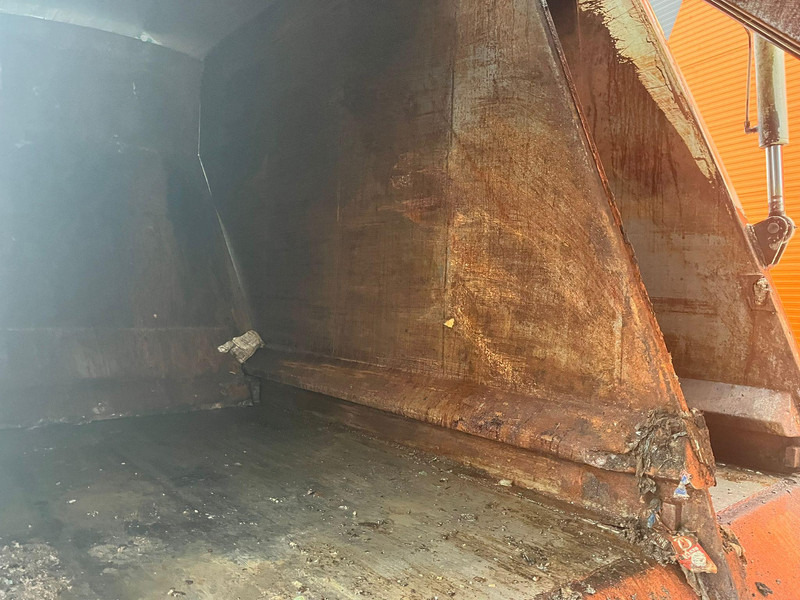 Sopbil Scania P 320 6x2*4 NTM KG-2K 18 m3: bild 13 Sopbil Scania P 320 6x2*4 NTM KG-2K 18 m3: bild 13