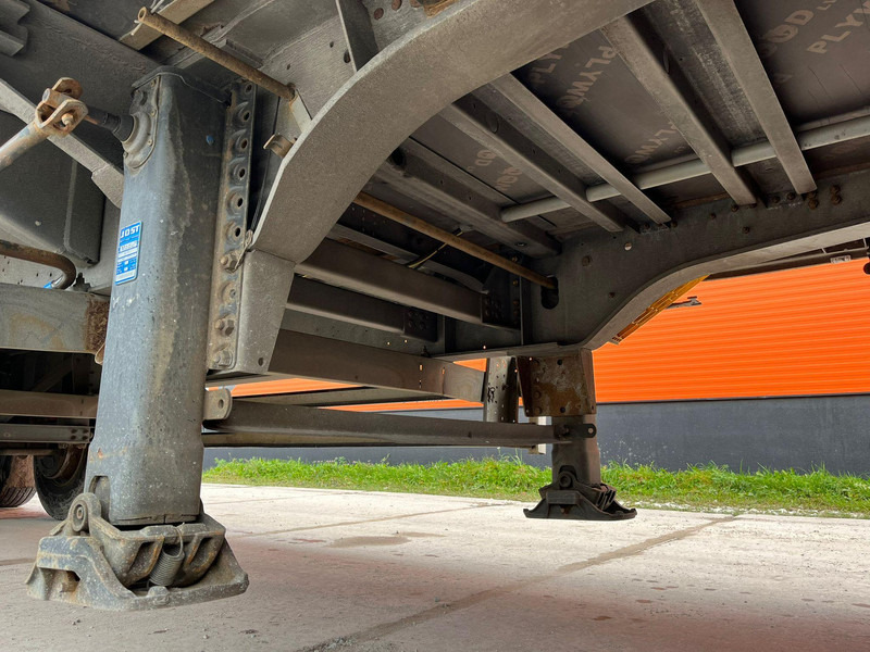 Kapelltrailer Schmitz Cargobull SCB S3T: bild 15