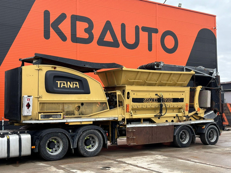 Tana Shark 200D / CAT C15 ACERT - 403 kw / 5343 hours - Krossverk: bild 1 Tana Shark 200D / CAT C15 ACERT - 403 kw / 5343 hours - Krossverk: bild 1