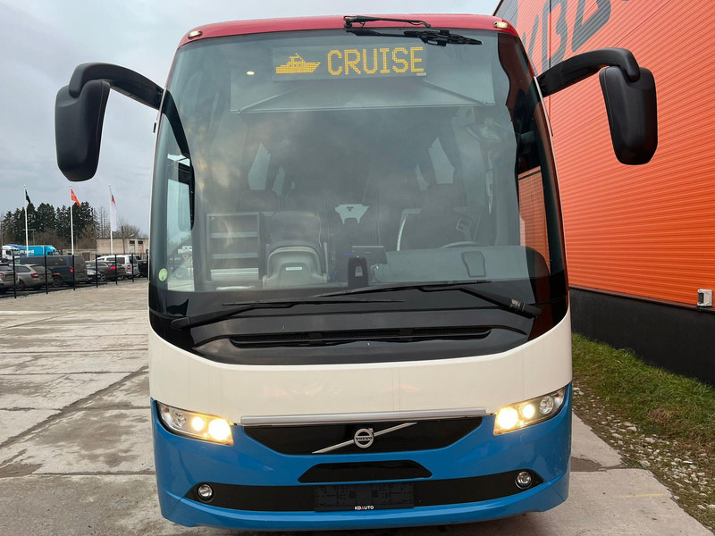Volvo B11R 9900 6x2*4 58 SEATS / AC / AUXILIARY HEATING / WC - Turistbuss: bild 2 Volvo B11R 9900 6x2*4 58 SEATS / AC / AUXILIARY HEATING / WC - Turistbuss: bild 2