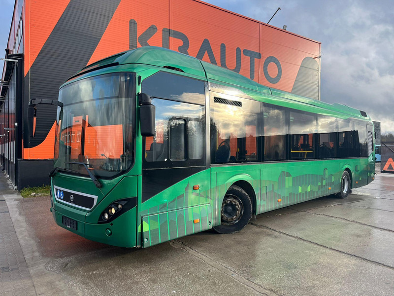 Volvo B5LH 7900 4x2 HYBRID / AC / AUXILIARY HEATING / WHEELCHAIR RAMP - Stadsbuss: bild 3 Volvo B5LH 7900 4x2 HYBRID / AC / AUXILIARY HEATING / WHEELCHAIR RAMP - Stadsbuss: bild 3