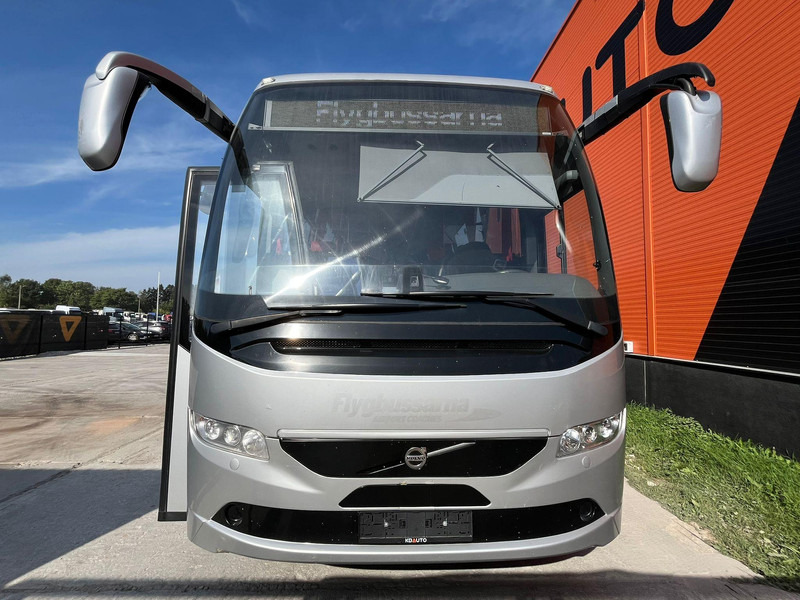 Volvo B8R 9700 H 6x2*4 61+1 SEATS / AC / AUXILIARY HEATER / WC - Turistbuss: bild 2 Volvo B8R 9700 H 6x2*4 61+1 SEATS / AC / AUXILIARY HEATER / WC - Turistbuss: bild 2
