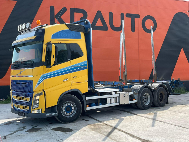 Volvo FH 16 750 6x4 HYDRAULICS / CHASSIS L=8184 mm - Timmerbil, Kranbil: bild 1 Volvo FH 16 750 6x4 HYDRAULICS / CHASSIS L=8184 mm - Timmerbil, Kranbil: bild 1