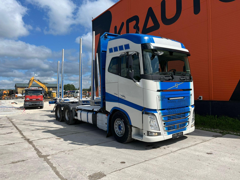 Volvo FH 16 750 6x4 HYDRAULICS - Timmerbil, Kranbil: bild 3 Volvo FH 16 750 6x4 HYDRAULICS - Timmerbil, Kranbil: bild 3