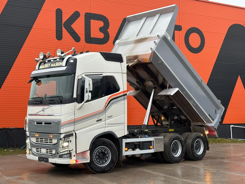 Volvo FH 16 750 6x4 RETARDER / BIG AXLES / BOX L=4496 mm - Tippbil lastbil: bild 3 Volvo FH 16 750 6x4 RETARDER / BIG AXLES / BOX L=4496 mm - Tippbil lastbil: bild 3