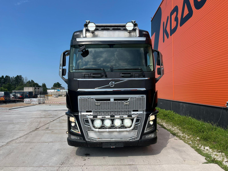 Volvo FH 16 750 8x4 HMF2620K-5 / WINCH / PLATFORM L=7100 mm - Biltransportbil lastbil: bild 3 Volvo FH 16 750 8x4 HMF2620K-5 / WINCH / PLATFORM L=7100 mm - Biltransportbil lastbil: bild 3