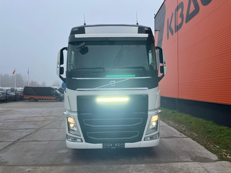 Volvo FH 540 8x4*4 CHASSIS L=7137 mm - Chassi lastbil: bild 3 Volvo FH 540 8x4*4 CHASSIS L=7137 mm - Chassi lastbil: bild 3