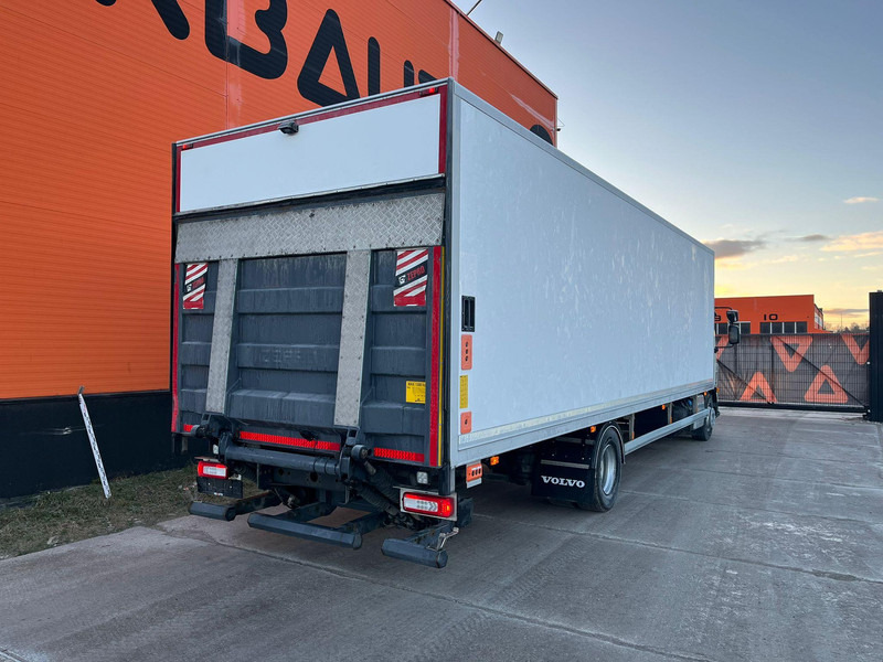 Volvo FL 210 4x2 BOX L=8764 - Lastbil med skåp: bild 5 Volvo FL 210 4x2 BOX L=8764 - Lastbil med skåp: bild 5