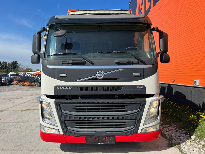 Volvo FM 460 8x2*6 HIAB 302E-6 / PLATFORM L=6721 mm - Flakbil, Kranbil: bild 3 Volvo FM 460 8x2*6 HIAB 302E-6 / PLATFORM L=6721 mm - Flakbil, Kranbil: bild 3