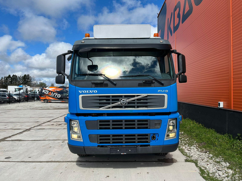 Volvo FM 9 300 6x2*4 HIAB 085D-3 / PLATFORM L=6320 mm - Flakbil, Kranbil: bild 3 Volvo FM 9 300 6x2*4 HIAB 085D-3 / PLATFORM L=6320 mm - Flakbil, Kranbil: bild 3