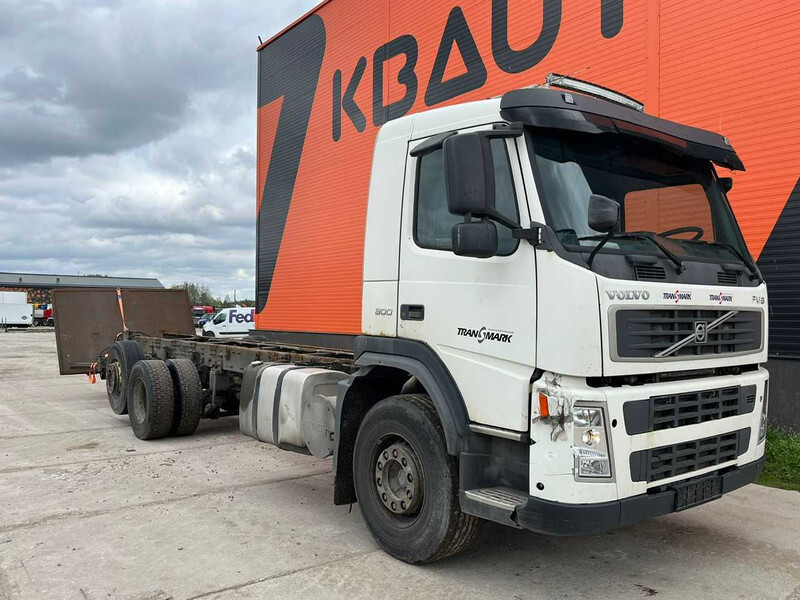 Volvo FM 9 300 6x2 CHASSIS L=8779 mm - Chassi lastbil: bild 4 Volvo FM 9 300 6x2 CHASSIS L=8779 mm - Chassi lastbil: bild 4