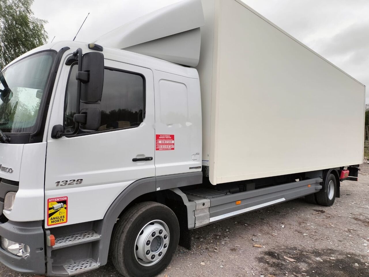 Mercedes-Benz ATEGO 1329 - Isotermiska lastbil: bild 4 Mercedes-Benz ATEGO 1329 - Isotermiska lastbil: bild 4