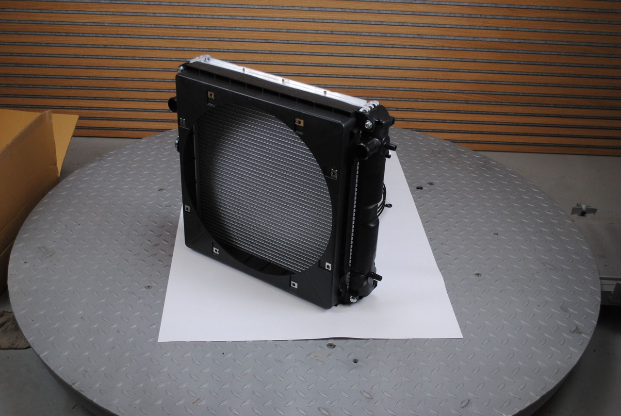 Yanmar Yanmar Radiator 129601-44500 - Motor: bild 4 Yanmar Yanmar Radiator 129601-44500 - Motor: bild 4