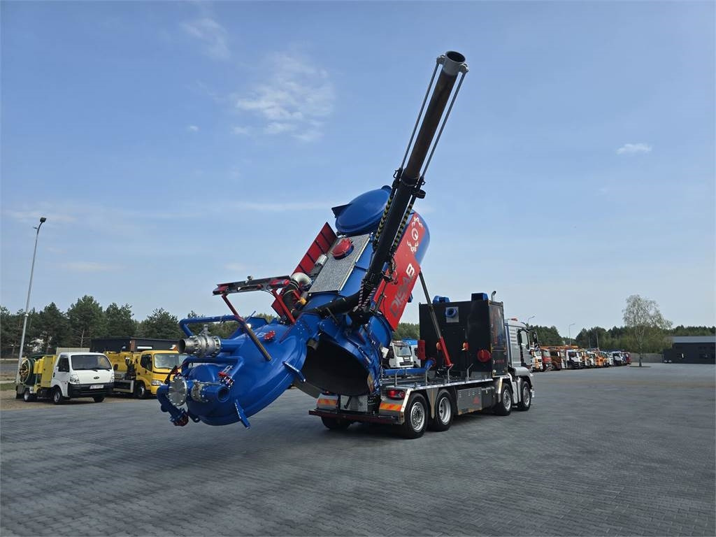 MAN Disab Centurion P210/9 ADR Vacuum suction-blowing - Sugbil: bild 1 MAN Disab Centurion P210/9 ADR Vacuum suction-blowing - Sugbil: bild 1