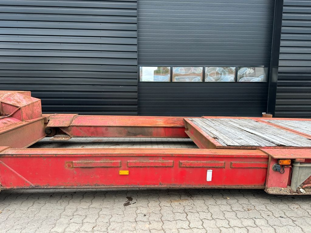 Broshuis Tiefbett / ausziehbar / 2 x verlängerungsträger Broshuis Tiefbett / ausziehbar / 2 x verlängerungsträger - Låg lastare semitrailer: bild 5 Broshuis Tiefbett / ausziehbar / 2 x verlängerungsträger Broshuis Tiefbett / ausziehbar / 2 x verlängerungsträger - Låg lastare semitrailer: bild 5