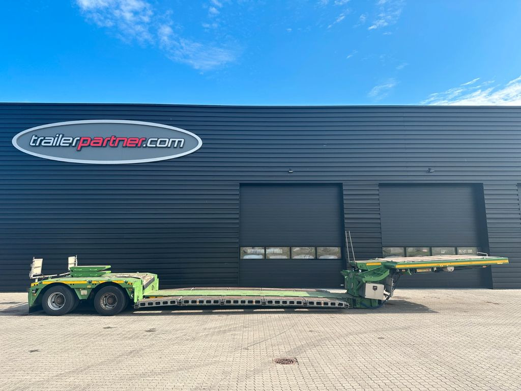 Faymonville 2 achs tiefbett / ausziehbar / Baggerbett Faymonville 2 achs tiefbett / ausziehbar / Baggerbett - Låg lastare semitrailer: bild 1 Faymonville 2 achs tiefbett / ausziehbar / Baggerbett Faymonville 2 achs tiefbett / ausziehbar / Baggerbett - Låg lastare semitrailer: bild 1