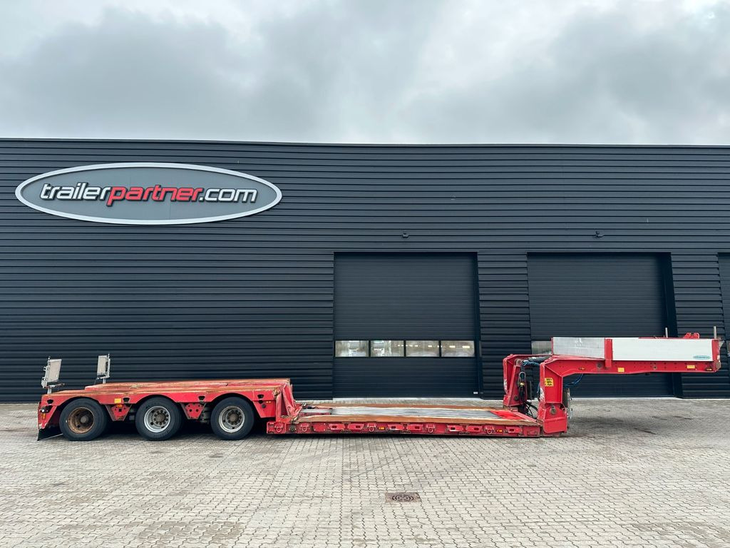 Faymonville Megamax 3 achs tiefbett  - Låg lastare semitrailer: bild 1 Faymonville Megamax 3 achs tiefbett  - Låg lastare semitrailer: bild 1