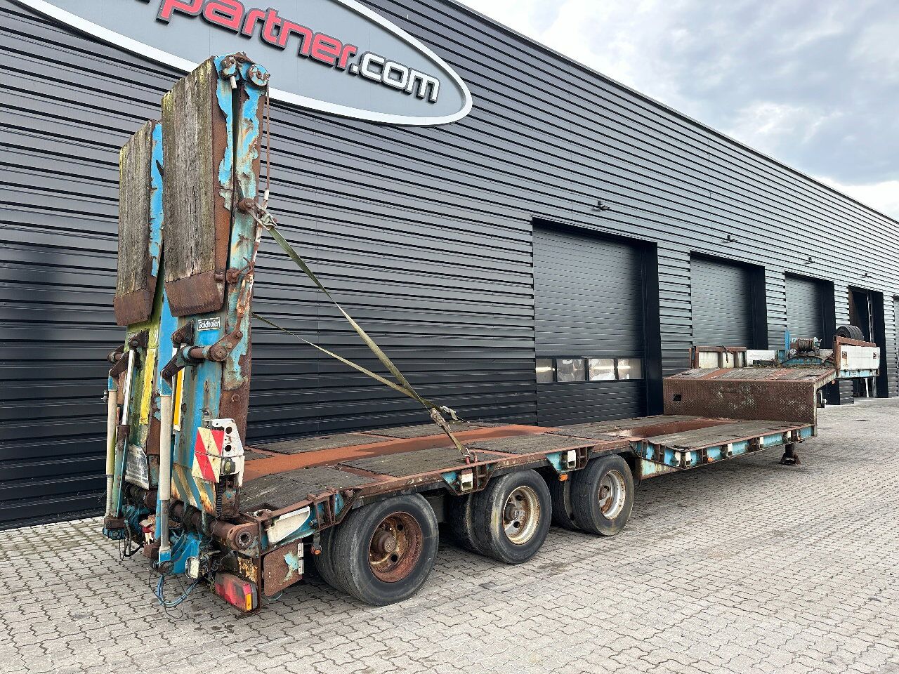 Goldhofer Lowloader / Extendable / Ramps - Låg lastare semitrailer: bild 2 Goldhofer Lowloader / Extendable / Ramps - Låg lastare semitrailer: bild 2