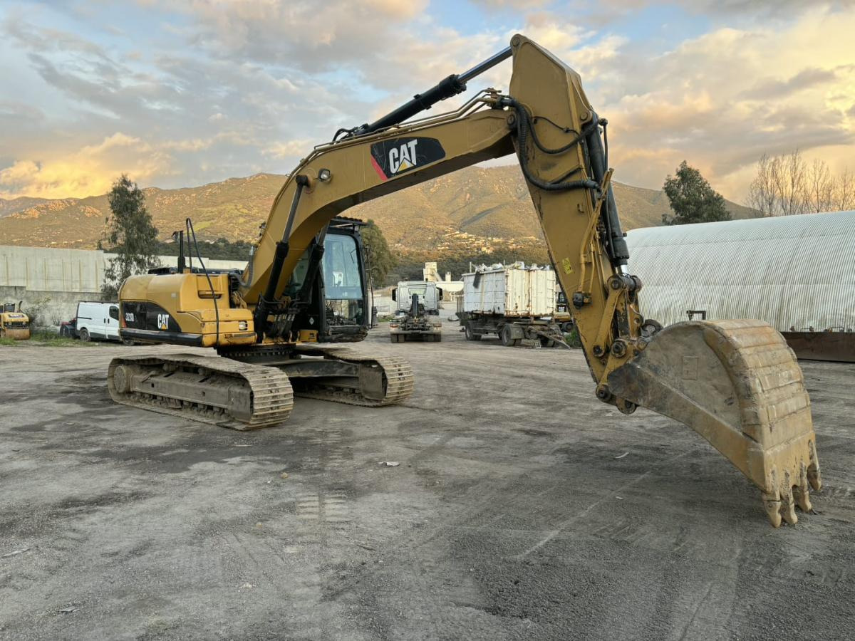 Caterpillar 323D - Bandgrävare: bild 4 Caterpillar 323D - Bandgrävare: bild 4