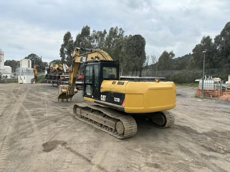 Caterpillar 323D - Bandgrävare: bild 2 Caterpillar 323D - Bandgrävare: bild 2