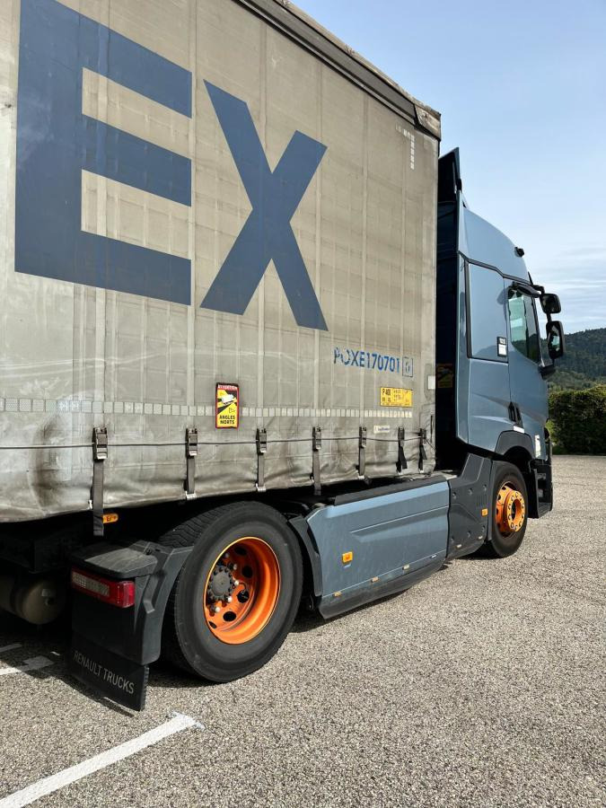 Renault Gamme T 480B - Dragbil: bild 4 Renault Gamme T 480B - Dragbil: bild 4