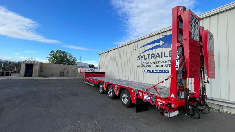 GVN Trailers GVN329 Caiboutti - Låg lastare semitrailer: bild 1 GVN Trailers GVN329 Caiboutti - Låg lastare semitrailer: bild 1