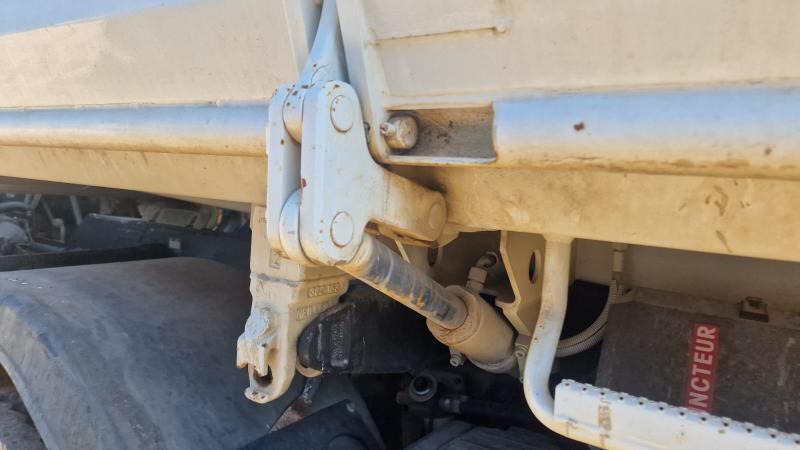 Iveco Trakker 410 - Tippbil lastbil: bild 5 Iveco Trakker 410 - Tippbil lastbil: bild 5