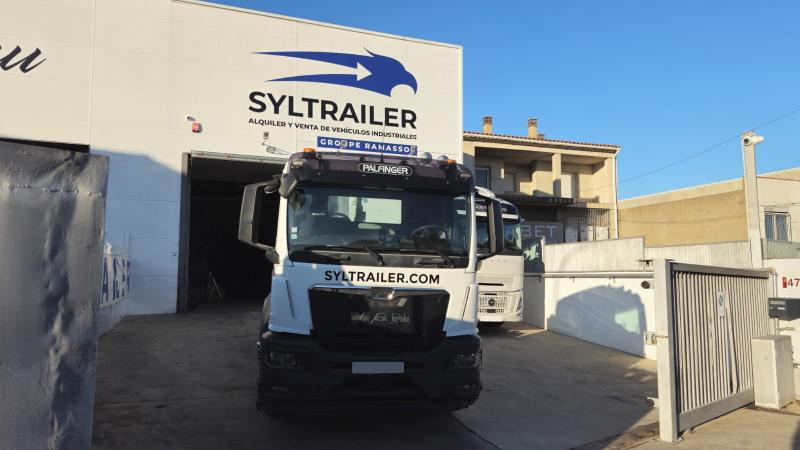 MAN TGS 26.470 (LOCATION / RENT) - Lastväxlare lastbil: bild 4 MAN TGS 26.470 (LOCATION / RENT) - Lastväxlare lastbil: bild 4