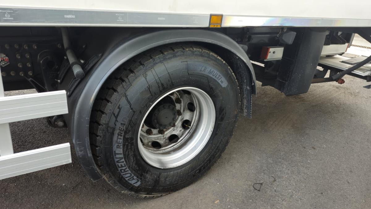 Renault D WIDE (LOCATION / RENT) - Kylbil lastbil: bild 3 Renault D WIDE (LOCATION / RENT) - Kylbil lastbil: bild 3